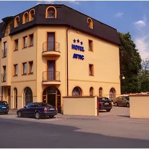 Szálloda Attic, Prága
